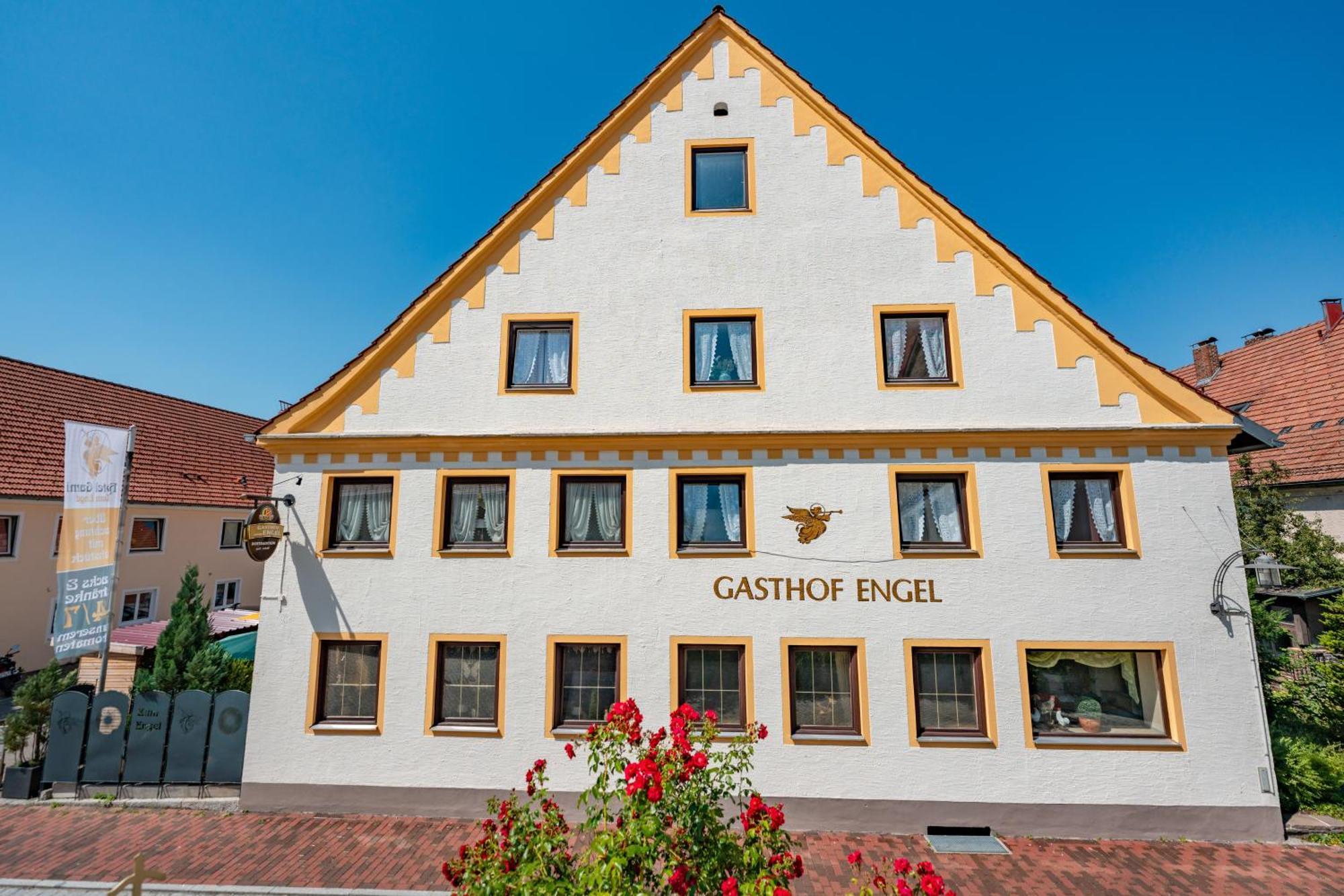 Oberguenzburg Hotel Garni "Zum Engel" מראה חיצוני תמונה
